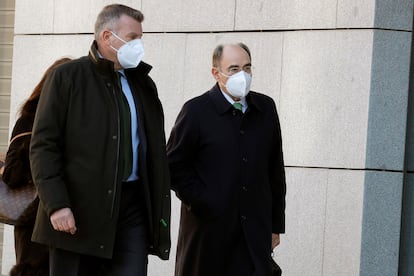 El presidente de Iberdrola, Ignacio Sánchez Galán (dcha), a su llegada a la Audiencia Nacional para declarar en el caso Villarejo.