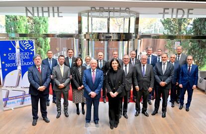 Foto del nuevo pleno del Consejo General del Notariado.