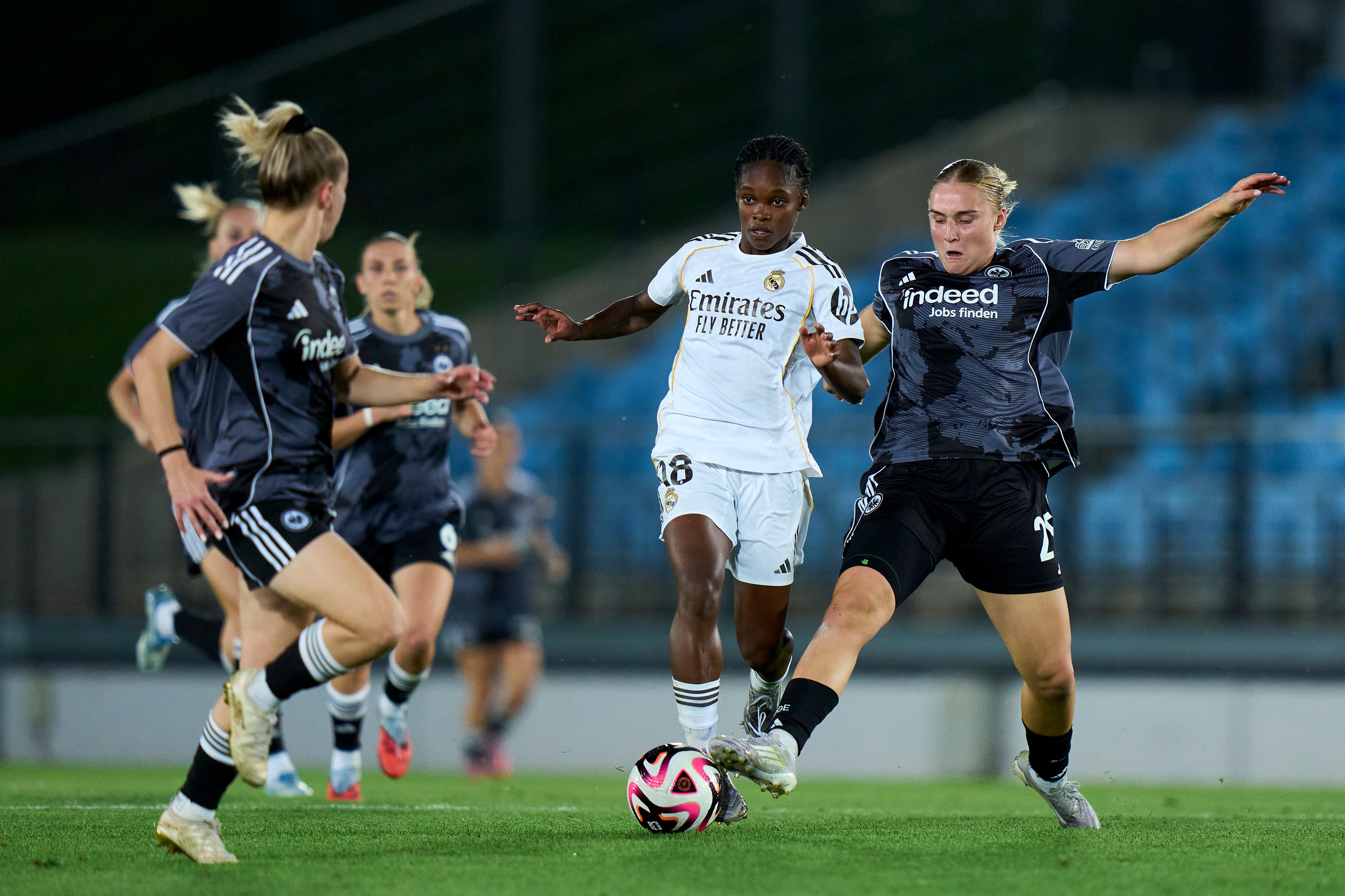 Linda Caicedo se exhibe para clasificar al Madrid para la Champions