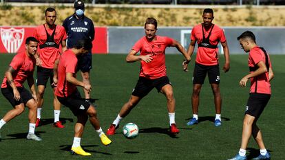 Entrenamiento del Sevilla.