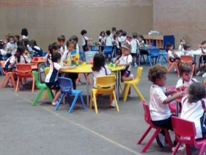 Ni&ntilde;os durante una clase en el colegio Pasteur de Madrid. 