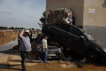 La destrucción en Torrent se ha concentrado junto al barranco. 