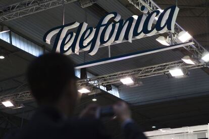 El expositor de Telef&oacute;nica en el MWC 2014, en Barcelona.