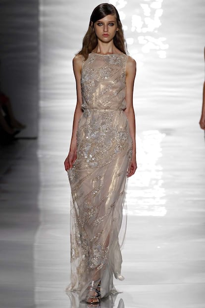 los interminables escotes de reem acra