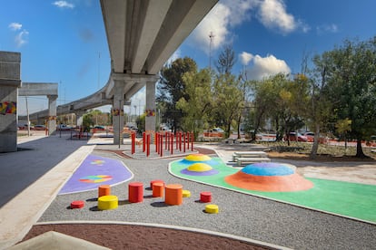 Zona de juegos infantiles.