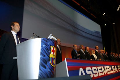 Sandro Rosell, durante una asamblea del Barcelona.