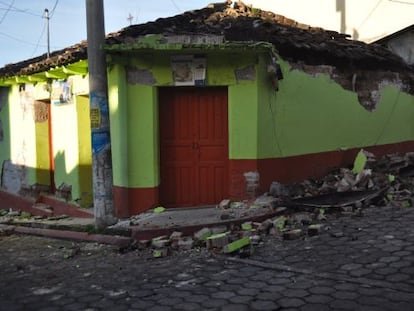 Uma casa em San Marcos danificada pelo terremoto de magnitude 6,9.