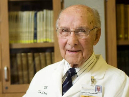 El doctor Ignacio Ponseti, m&eacute;dico pionero de la ortopedia, fotografiado en la Universidad de Iowa (EE UU). 