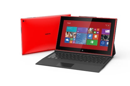 tableta Lumia 2520, diseñada para trabajar en cualquier lugar, con una pantalla HD de 10,1 pulgadas para proporcionar la mejor legibilidad tanto en exterior como en interior y bajo cualquier circunstancia de luz.