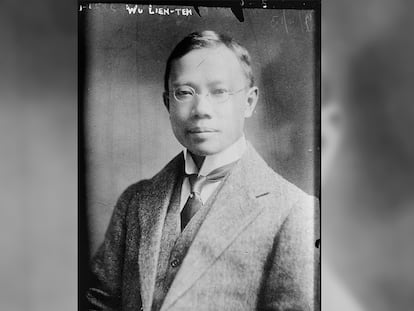 El doctor Wu Lien-teh, en una imagen de dominio público, tomada entre 1910 y 1915.