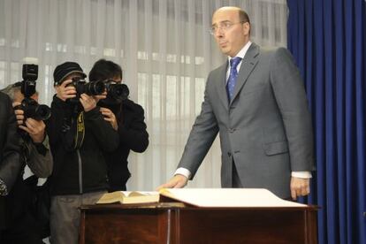 El delegado del Gobierno, Carlos Urquijo, durante su toma de posesión.