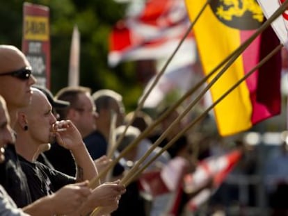 Activistas del partido de extrema derecha NPD en Berl&iacute;n en 2013