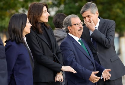 Pedro González-Trevijano susurraba a Rafael Mozo en presencia de la ministra de Justicia, Pilar Llop, el miércoles en Madrid.
