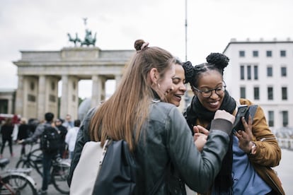 Con permiso de localizaciones más modernas de Turismo de Berlín 