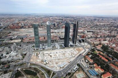 La parcela del centro de convenciones y las cuatro torres.