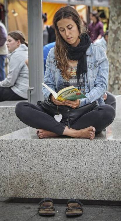 Els textos de Xavier Lloveras s&oacute;n dels que creen lectors constants i exigents.