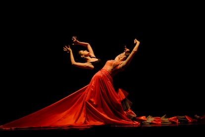 Imagen del espectáculo de teatro 'Flamenco India' (2015) de Carlos Saura