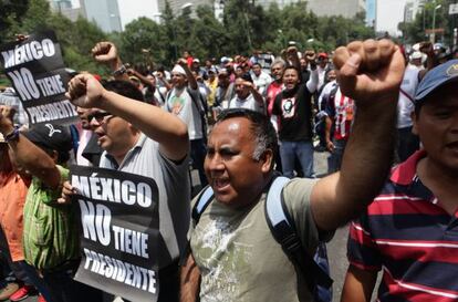 Teachers protest in Distrito Federal.