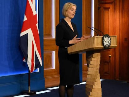 La primera ministra británica Liz Truss, el viernes, durante una rueda de prensa.