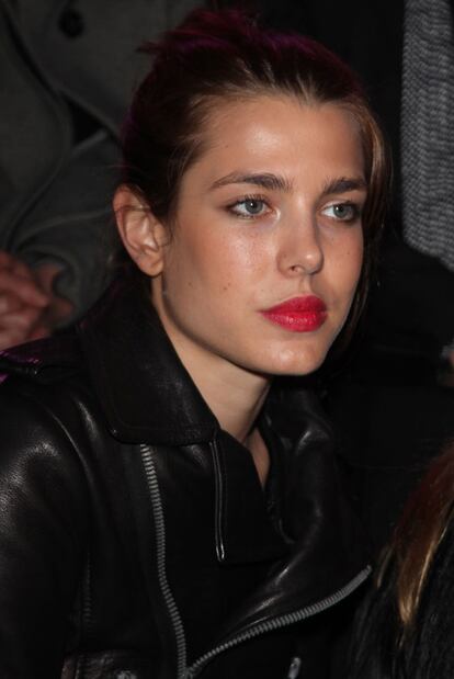 Carlota Casiraghi, durante el desfile de moda de la firma de lencería Etam, en París, en enero de 2011.