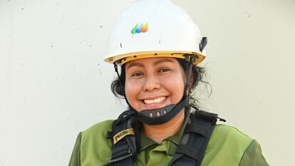 Alma Santos, operaria del parque eólico Dos Arbolitos de Iberdrola México.