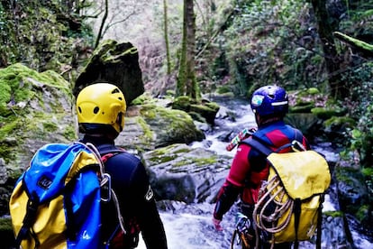 Expedición por los cañones de Río Frío con Kaly Aventura (Asturias).