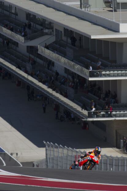 Dani Pedrosa en la parte de subida del circuito.