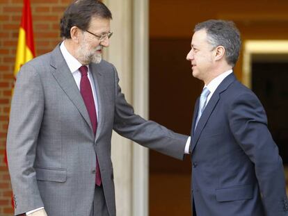 Mariano Rajoy recibe en la Moncloa a Iñigo Urkullu, en una imagen de archivo.