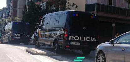 Furgonas de la Policía Nacional.