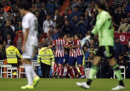 Los jugadores del Atlético celebran el primer gol