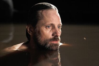 Viggo Mortensen, en un fotograma de 'Todos tenemos un plan'.