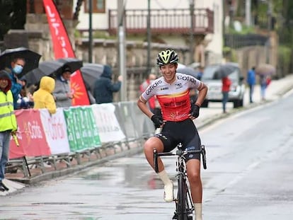 Estela Domínguez, en una fotografía de la Real Federación Española de Ciclismo.