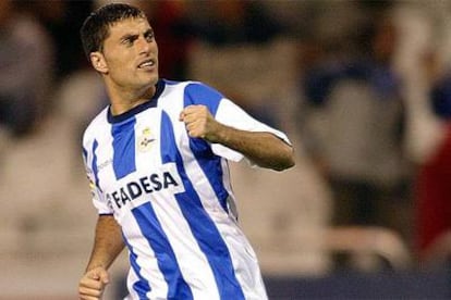 Diego Tristán celebra su gol ante el Levante.