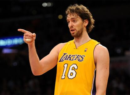 Gasol, durante el partido de los Lakers contra Chicago.