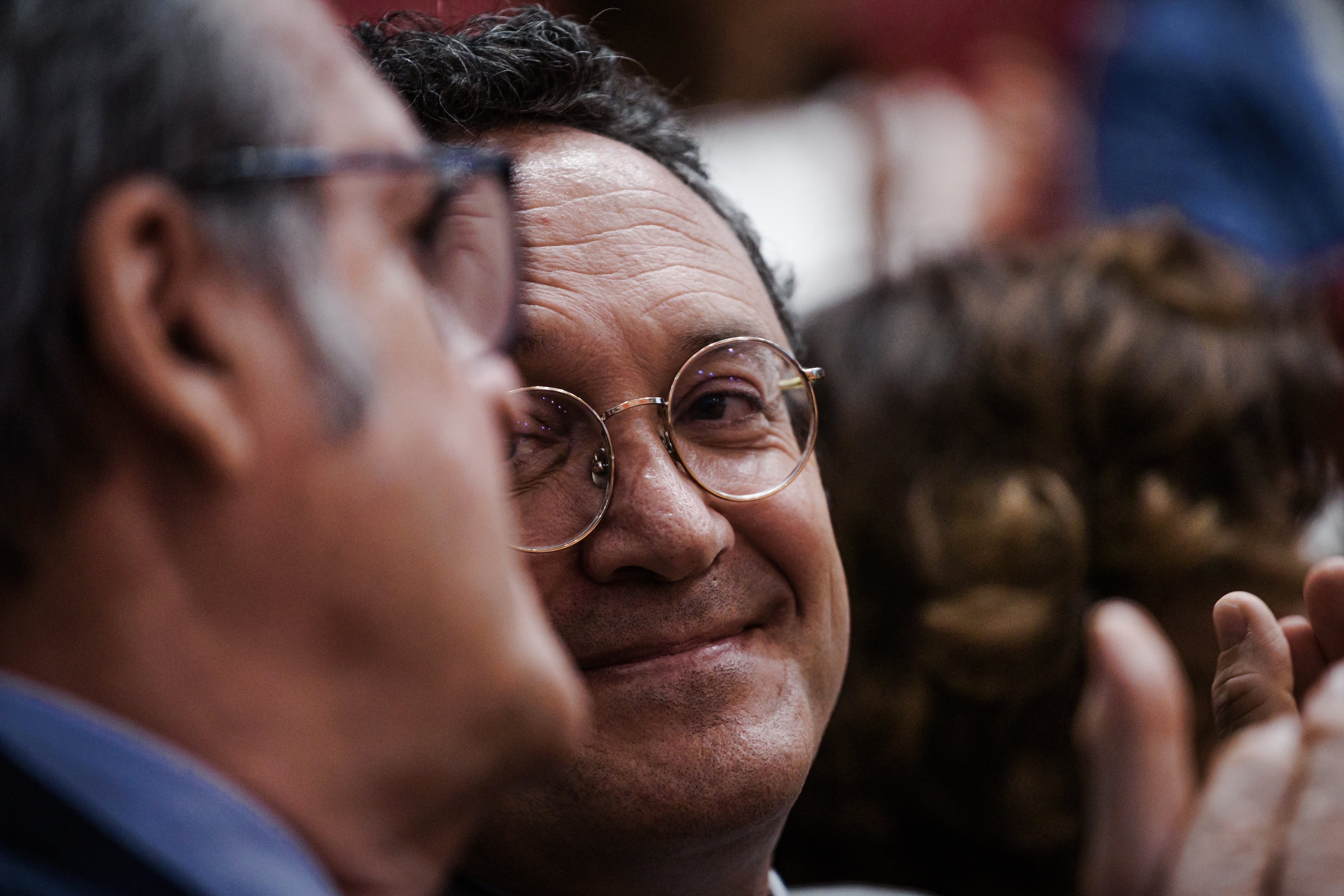 El fiscal general abandona un acto público sin hacer declaraciones