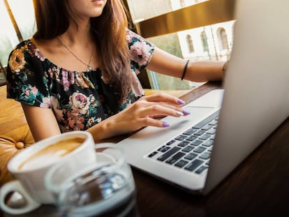 La mitad de las emprendedoras lo son porque no hay más remedio