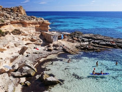 Caló d’Es Mort, en la isla de Formentera.