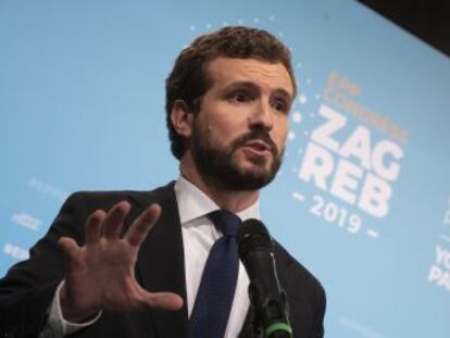 El líder del PP critica ante sus compañeros europeos a los movimientos euroescépticos