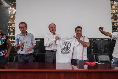 Rogel del Rosal, Domingo Rodríguez y los demás activistas y miembros de las comunidades consiguieron un posicionamiento público en contra del 'fracking' por parte del gobernador del Estado que esperan se convierta en propuestas concretas.