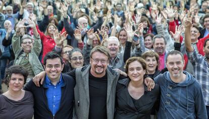 Domènech i Colau en la celebració del primer any de l'alcaldessa.