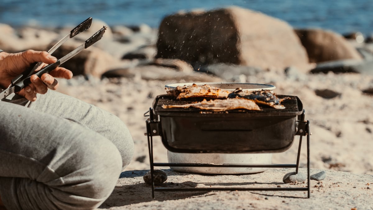 Ikea tiene la mejor barbacoa de carbón para este verano. GETTY IMAGES.