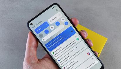 Pantalla de un smartphone de un teléfono de realme