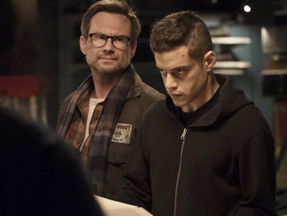 Christian Slater y Rami Malek, en &#039;Mr. Robot&#039;.