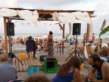 El chiringuito Calipso, en la playa de Almardà, en Sagunto (Valencia).