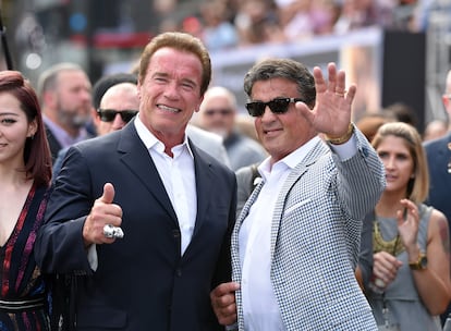 Arnold Schwarzenegger y Sylvester Stallone, dos enemigos aparentemente irreconciliables que acabaron unidos. En la imagen, en  2015 en Hollywood.