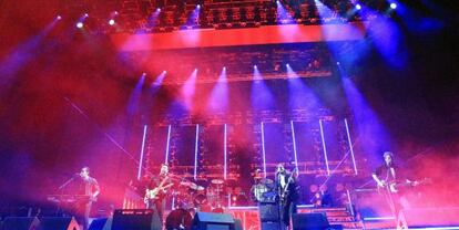 El grupo británico, Mumford and Sons, durante su actuación en el BBK Live.