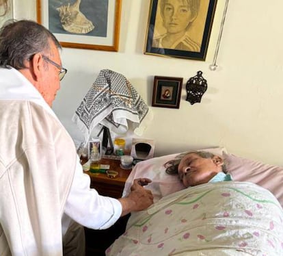 José Agustín en una fotografía compartida por su familia.