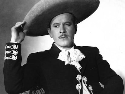 El cantante y actor de la Época de Oro del cine mexicano, Pedro Infante.