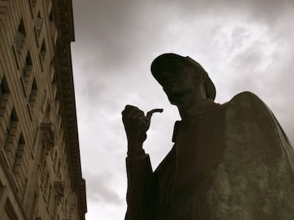Estatua de Sherlock Holmes en Londres,. 