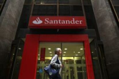 Una sucursal de Banco Santander en Rio de Janeiro.